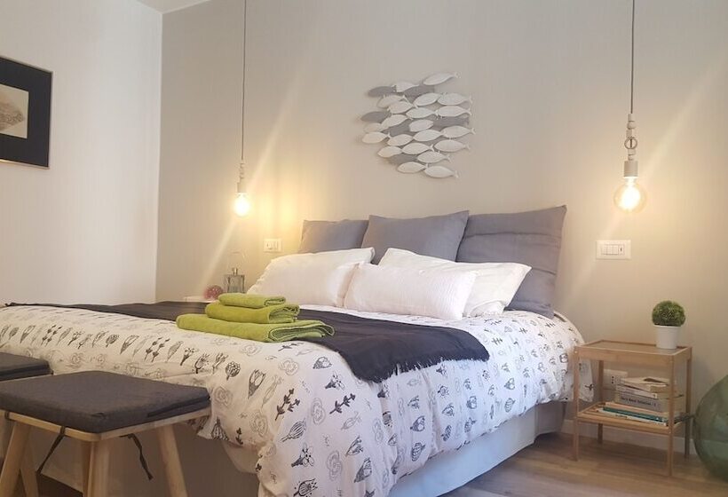 민박 La Volpe E L Uva