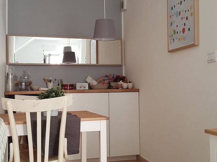 住宿加早餐  La Volpe E L Uva