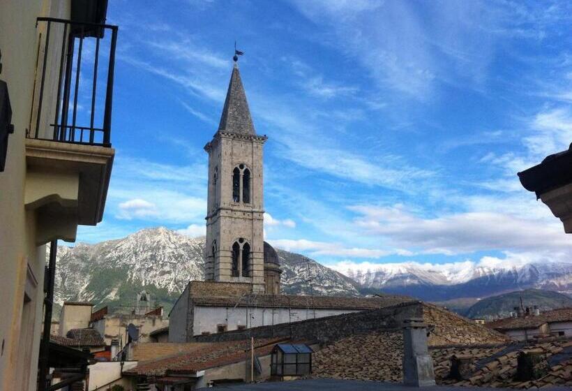 تختخواب و صبحانه Legacy