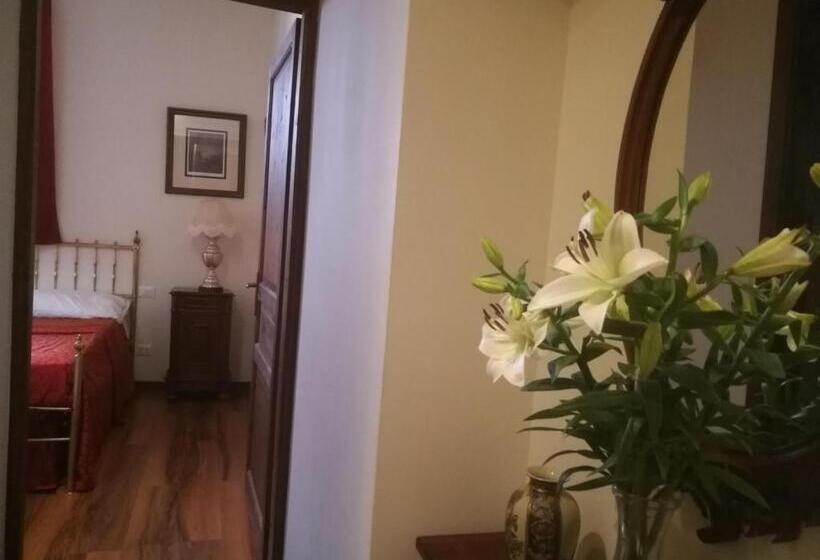 تختخواب و صبحانه Legacy