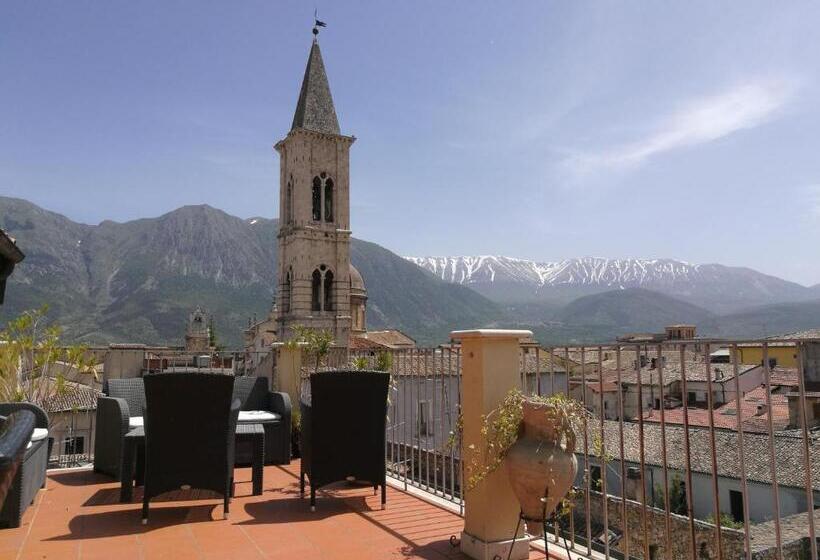 تختخواب و صبحانه Legacy