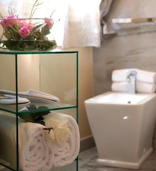 تختخواب و صبحانه Residenza D Epoca Santa Caterina