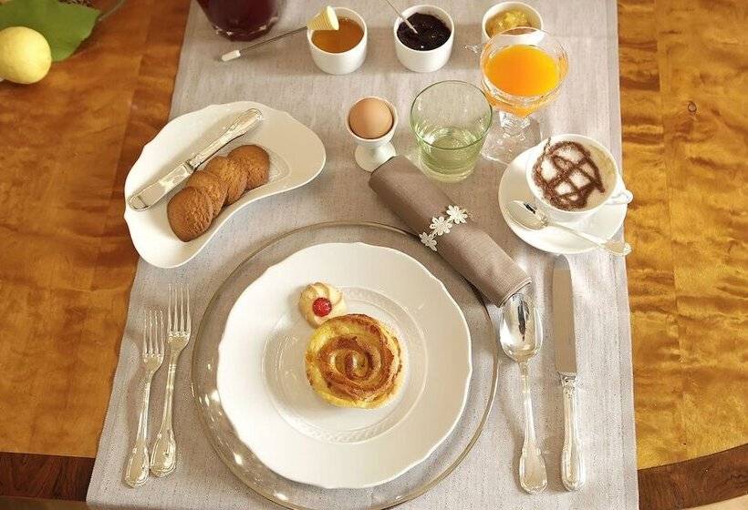 تختخواب و صبحانه Residenza D Epoca Santa Caterina