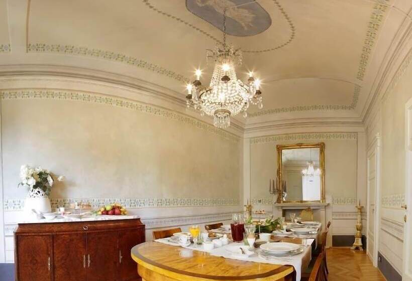 تختخواب و صبحانه Residenza D Epoca Santa Caterina