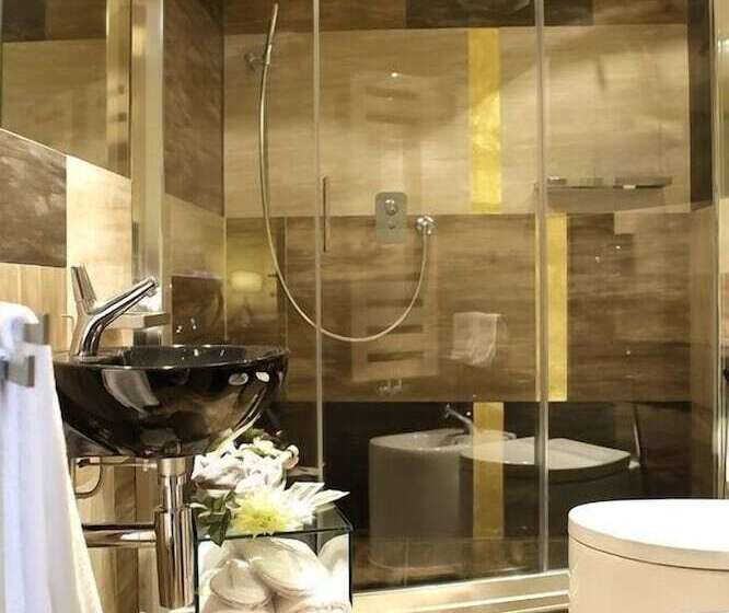 تختخواب و صبحانه Residenza D Epoca Santa Caterina