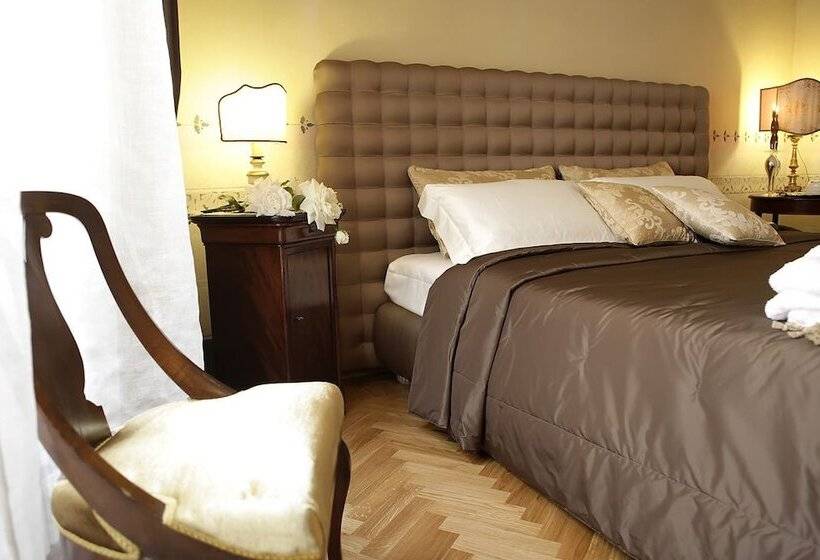 تختخواب و صبحانه Residenza D Epoca Santa Caterina