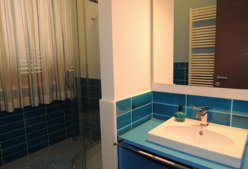 مبيت وإفطار Ross House