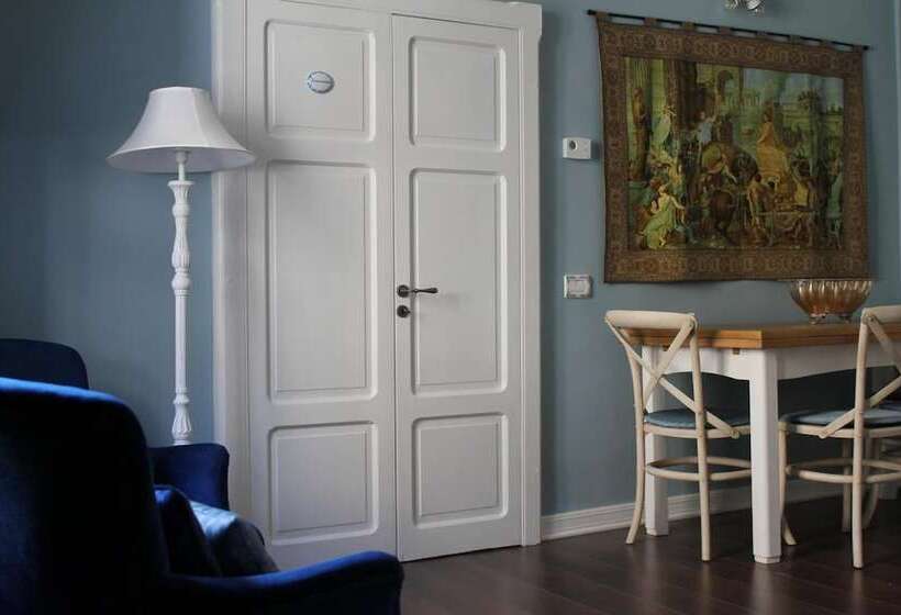 تختخواب و صبحانه Apartment Via Dell Astrologo