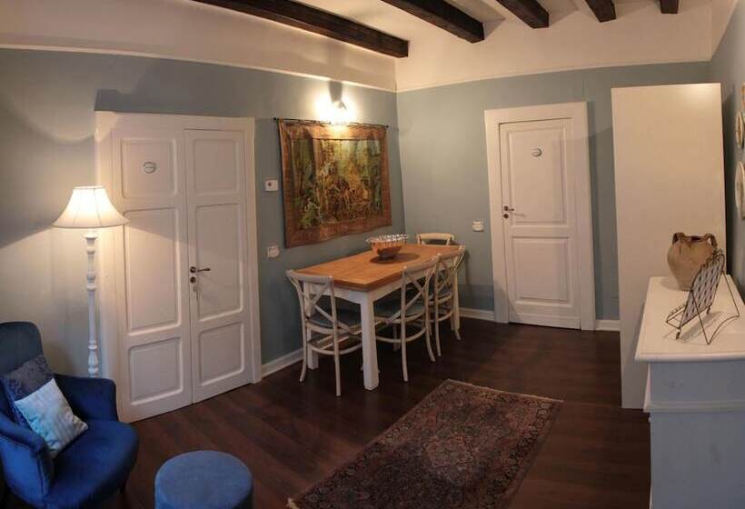 تختخواب و صبحانه Apartment Via Dell Astrologo