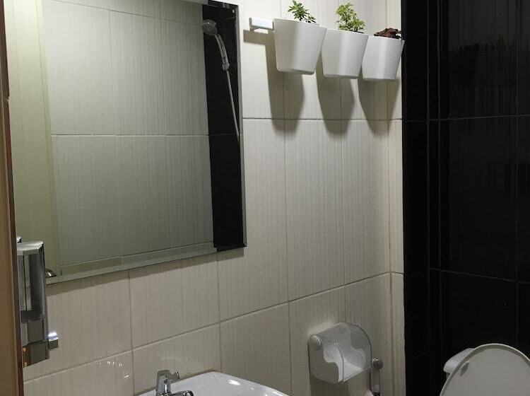 مبيت وإفطار Wanmai Herb Garden