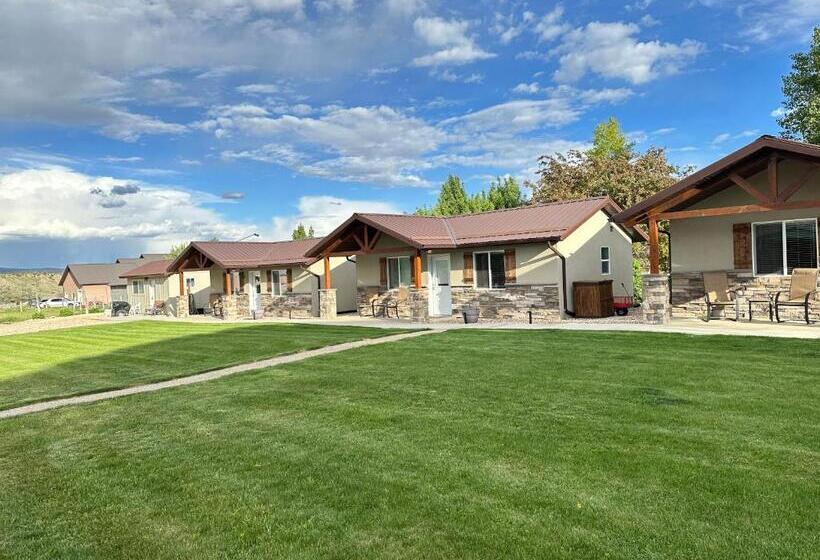 Bybee's Steppingstone Motel