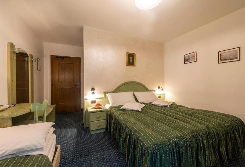 בית מלון כפרי Al Lago