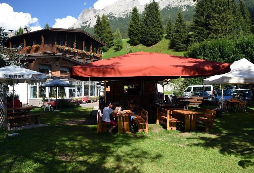 בית מלון כפרי Al Lago