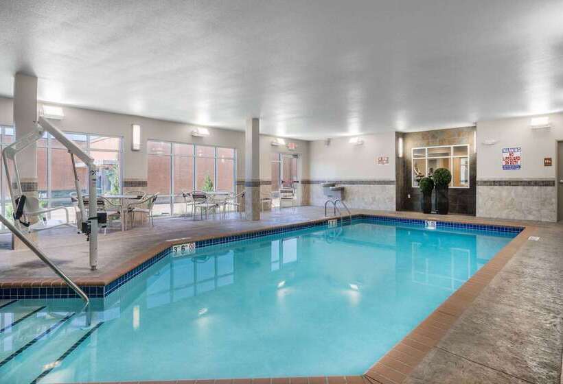 فندق Americinn By Wyndham Winona