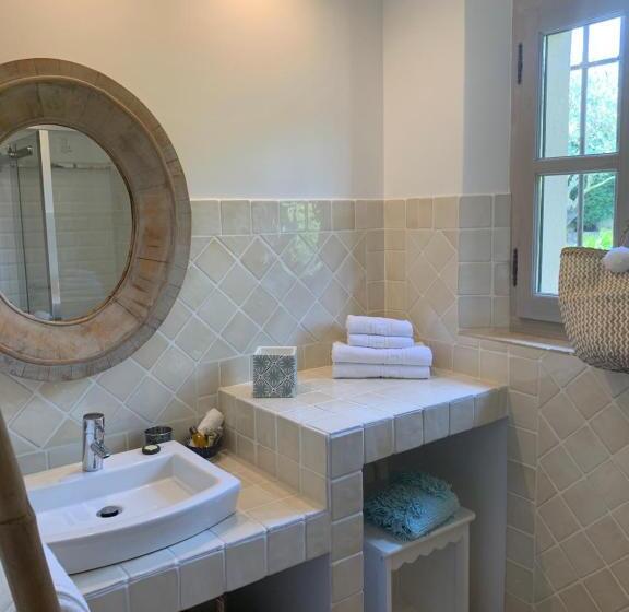 酒店 Auberge De L Oumède