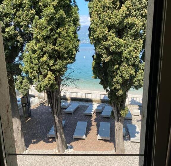 فندق Baia Dei Pini