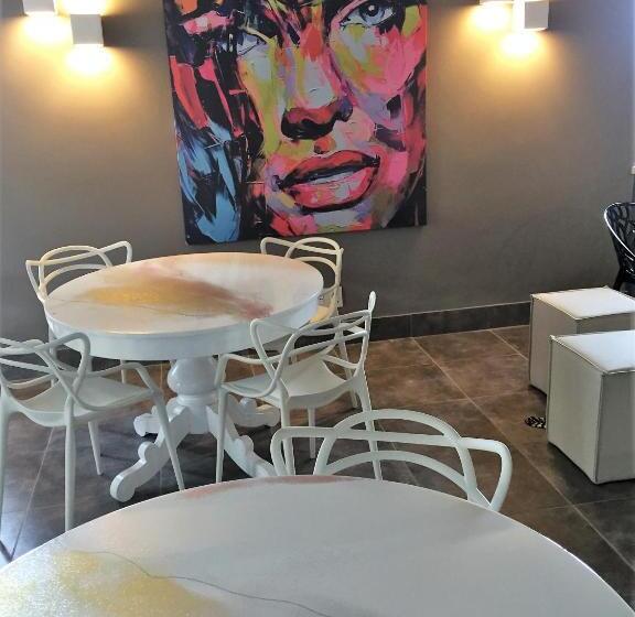 فندق Baia Dei Pini