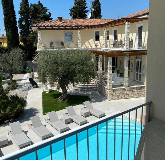 فندق Baia Dei Pini