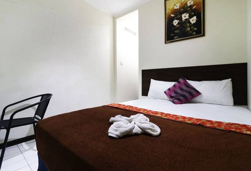 ホテル Bantal Guling Pasar Baru