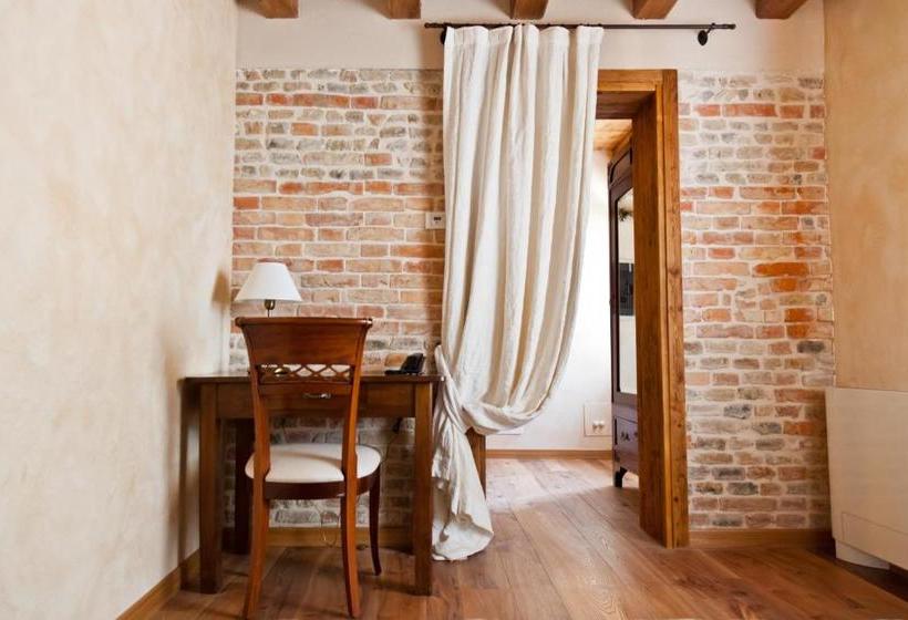 ホテル Ca' Muliner