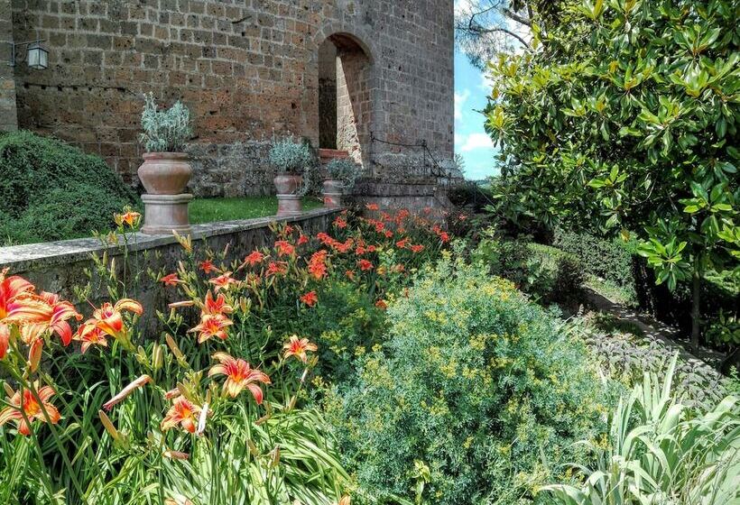 Szálloda Castello Di Proceno Albergo Diffuso In Dimora D'epoca
