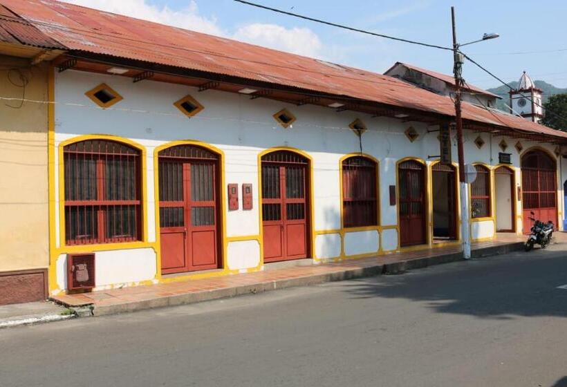 Отель Colonial   Honda