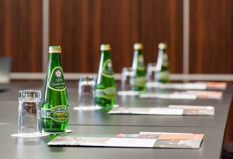 هتل Desilva Premium Poznań