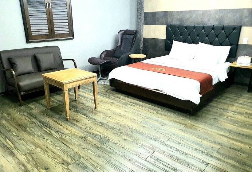 Mitasuya Ryokan Hotel Gumi By Aank