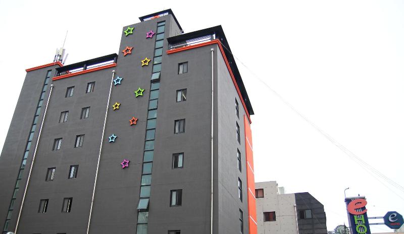 Mitasuya Ryokan Hotel Gumi By Aank