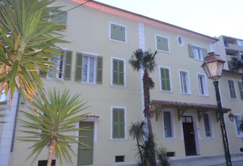 فندق L Ilot Fleuri