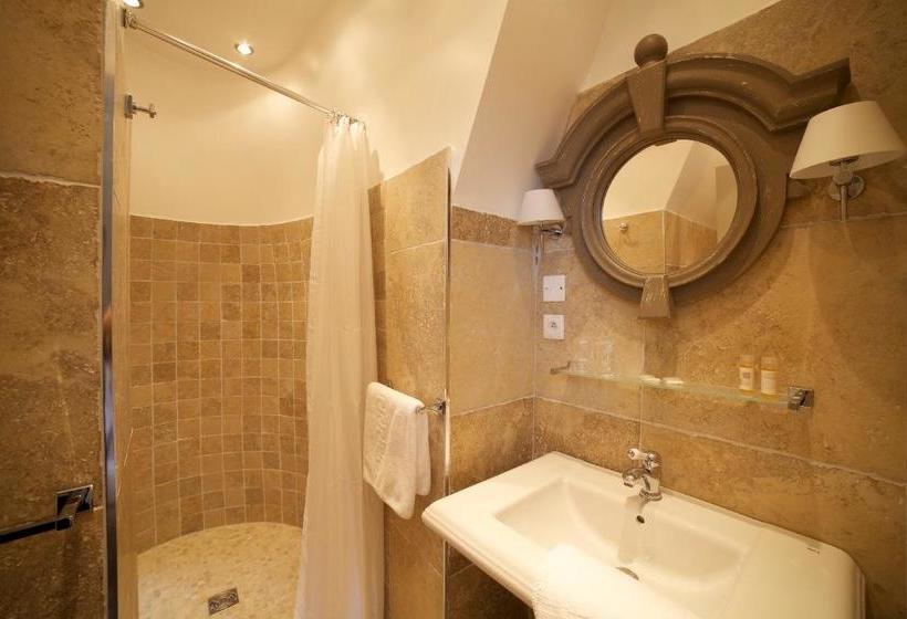 ホテル La Maison D'emilie