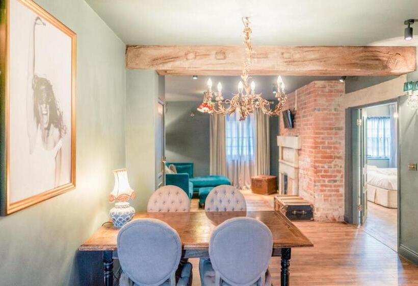 酒店 Le Petit Chateau & William De Percy