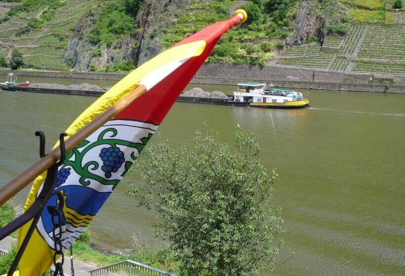 Отель Mosel Landhaus B&b