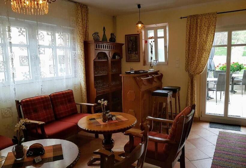 Отель Mosel Landhaus B&b