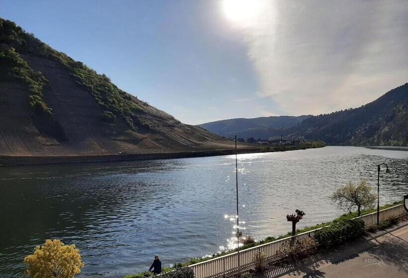 Отель Mosel Landhaus B&b