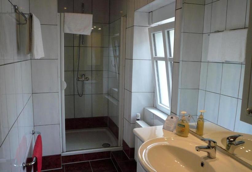 Отель Mosel Landhaus B&b