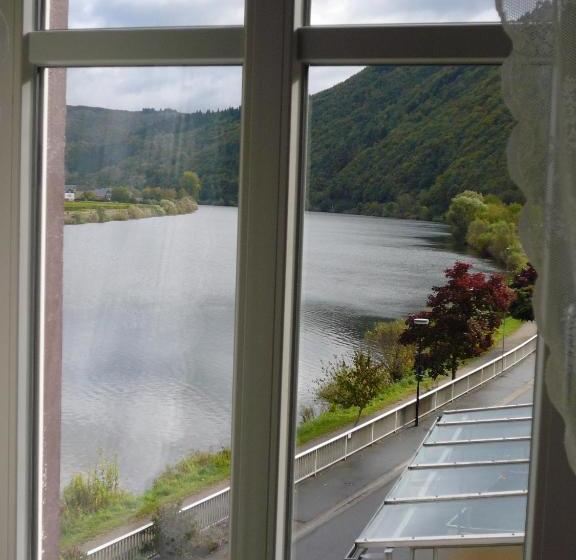 Отель Mosel Landhaus B&b