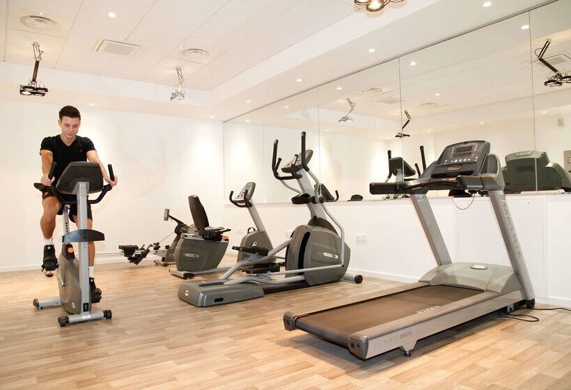 فندق Odalys City Paris Levallois