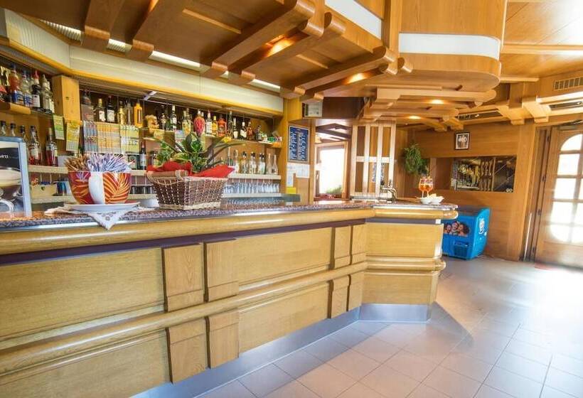 בית מלון כפרי Pavone