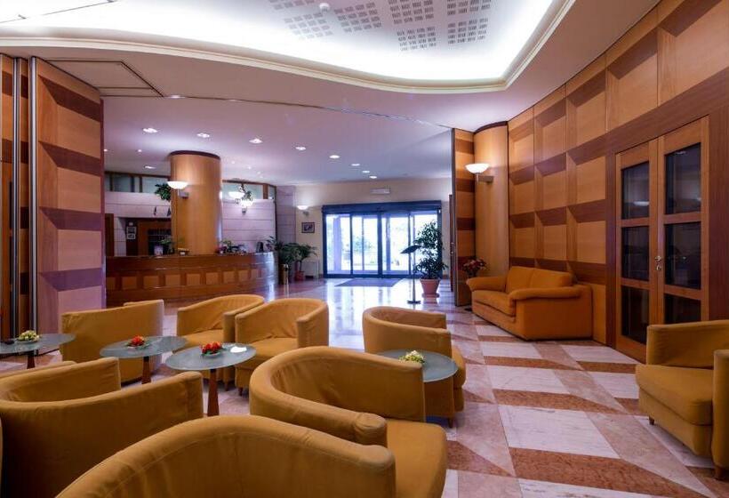 בית מלון כפרי Persico's