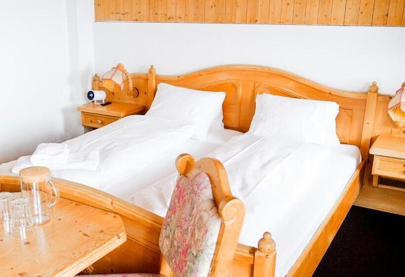 ホテル Postigliun Sedrun 24 7 Self Checkin