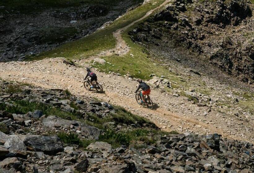 Hotel Postigliun Sedrun 24 7 Self Checkin