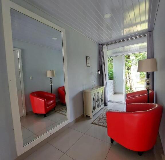 בית מלון כפרי Pz Country Club & Conference Center