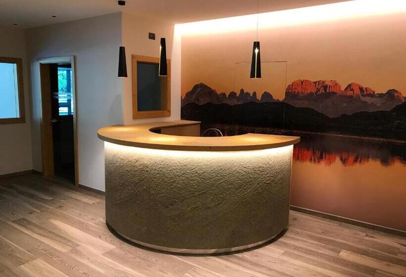 בית מלון כפרי Regent's