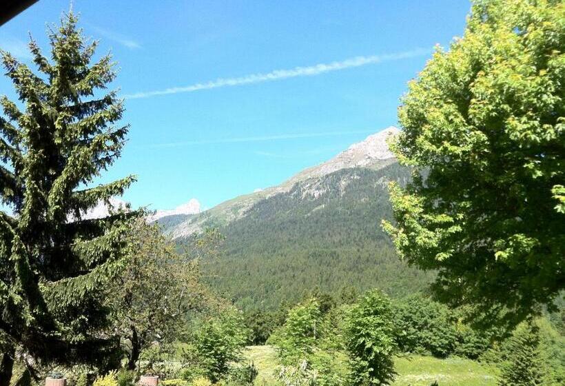 בית מלון כפרי Regent's