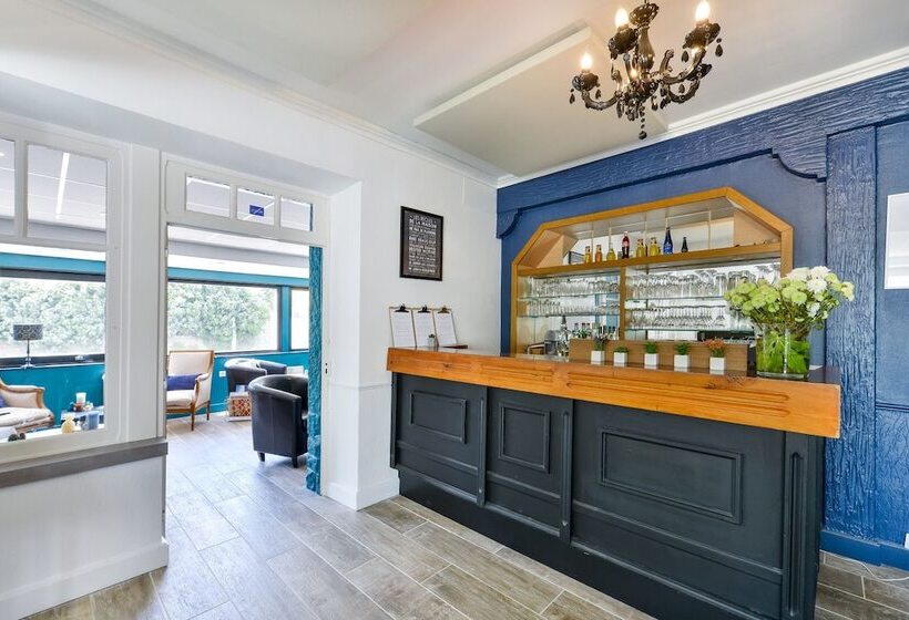 هتل Restaurant La Maison