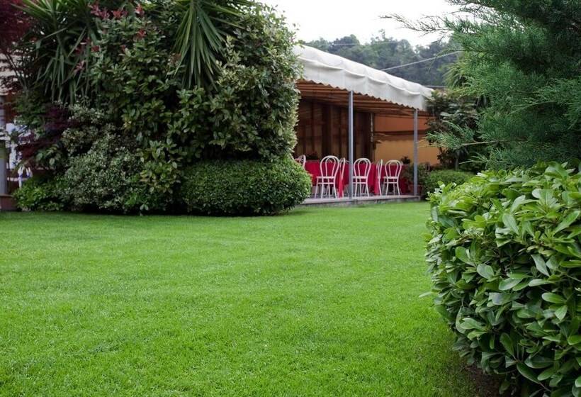 Отель Ristorante Grappolo D Oro