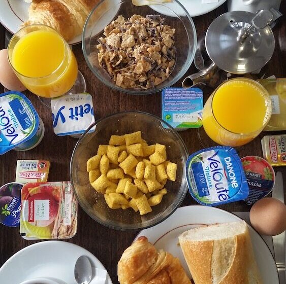 Отель Terminus Fontainebleau Avon