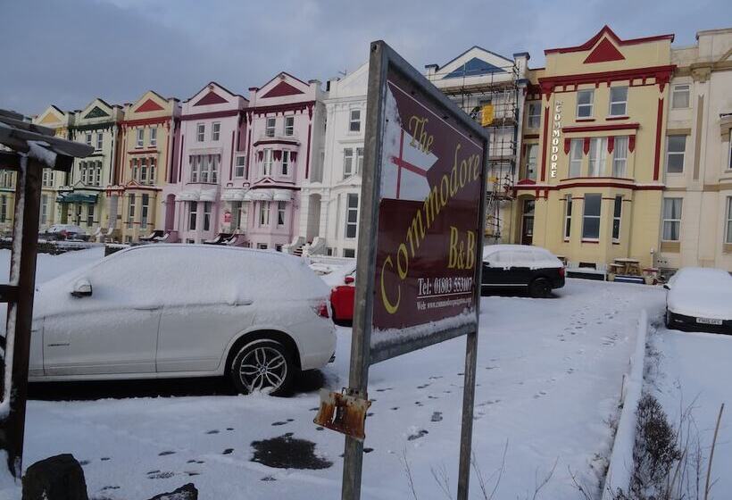 هتل The Commodore