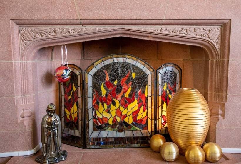 هتل The Commodore